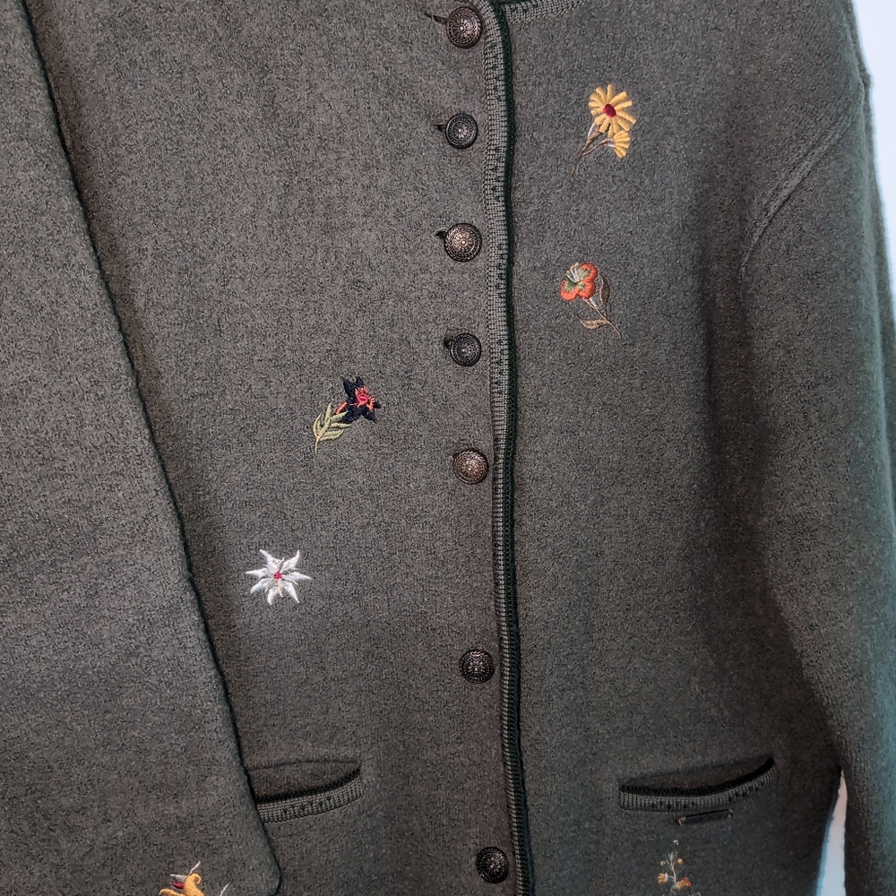 Gaddy Collection Embroidered Green Wool Cardigan - Picture 5 of 10